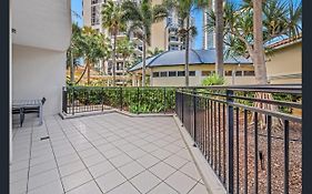 Chevron Renaissance Hosted By Gold Coast Holiday Stays